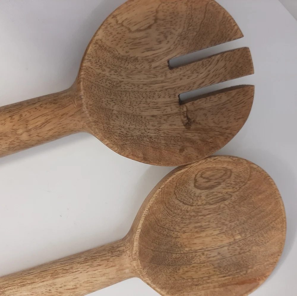 NWT 2 Wood Serving Salad Utensils Fork Spoon Dinnerware